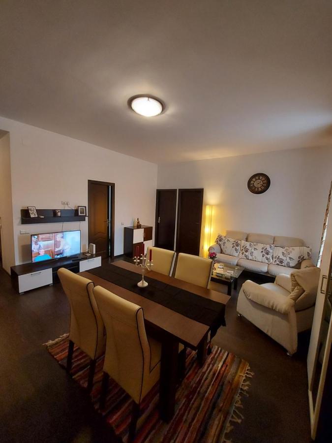 Jolie Suites Brăila Esterno foto