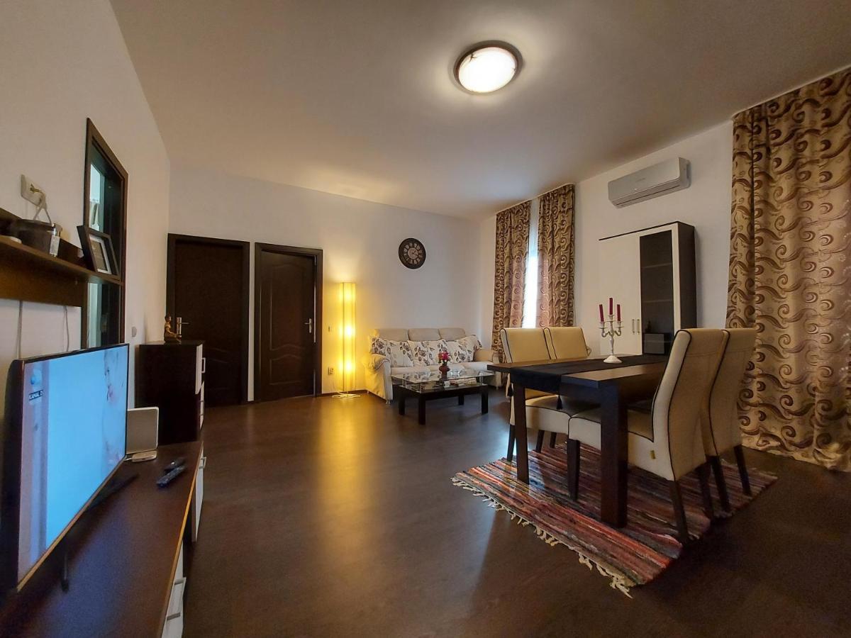 Jolie Suites Brăila Esterno foto