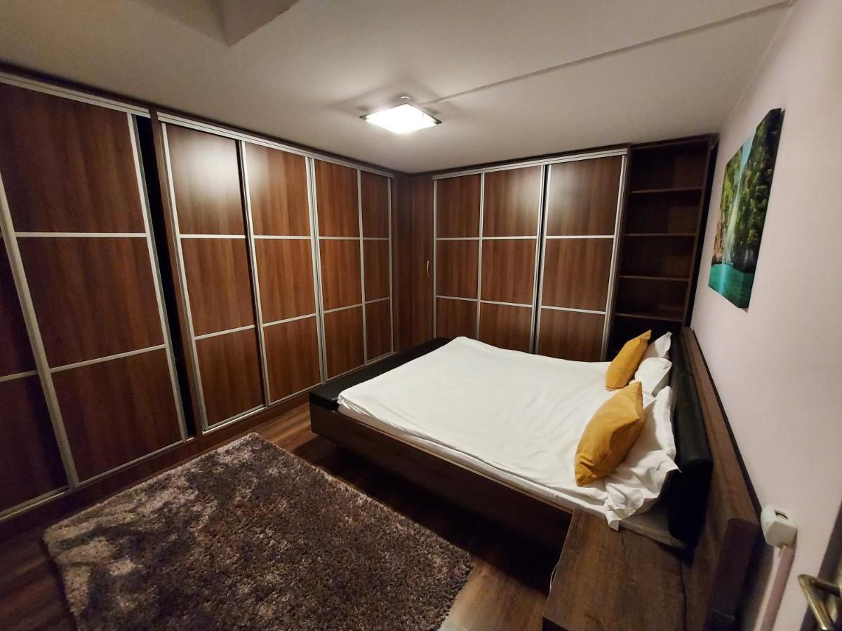 Jolie Suites Brăila Esterno foto