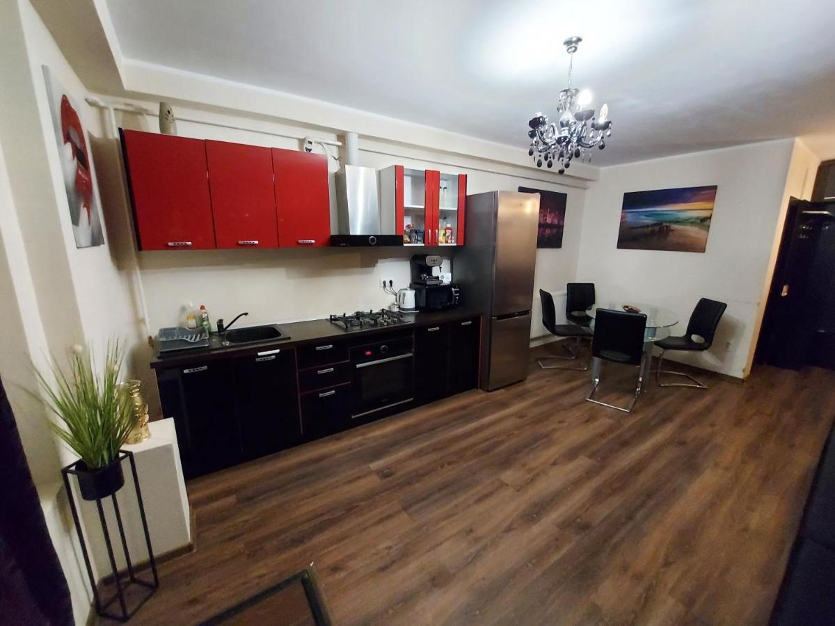 Jolie Suites Brăila Esterno foto