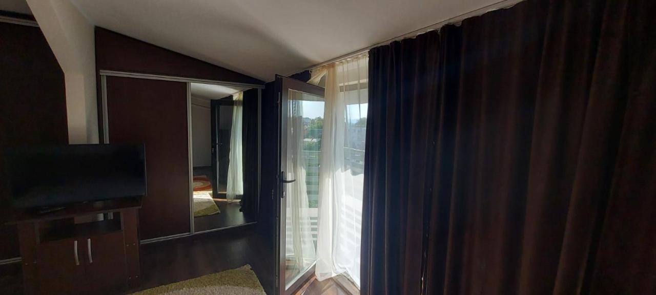 Jolie Suites Brăila Esterno foto