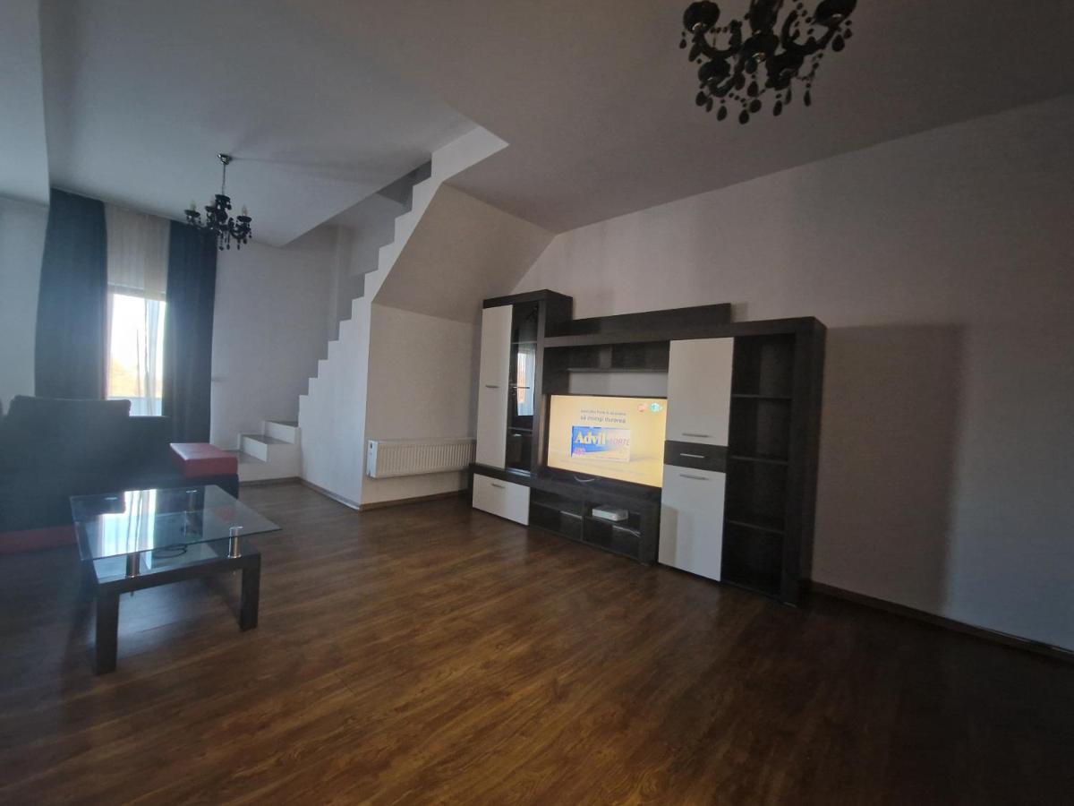 Jolie Suites Brăila Esterno foto